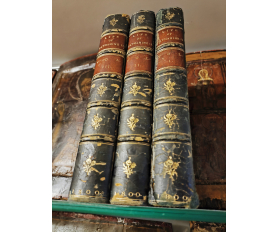 Продажа антикварного трехтомника Жизнь Екатерины II, украшение кабинета